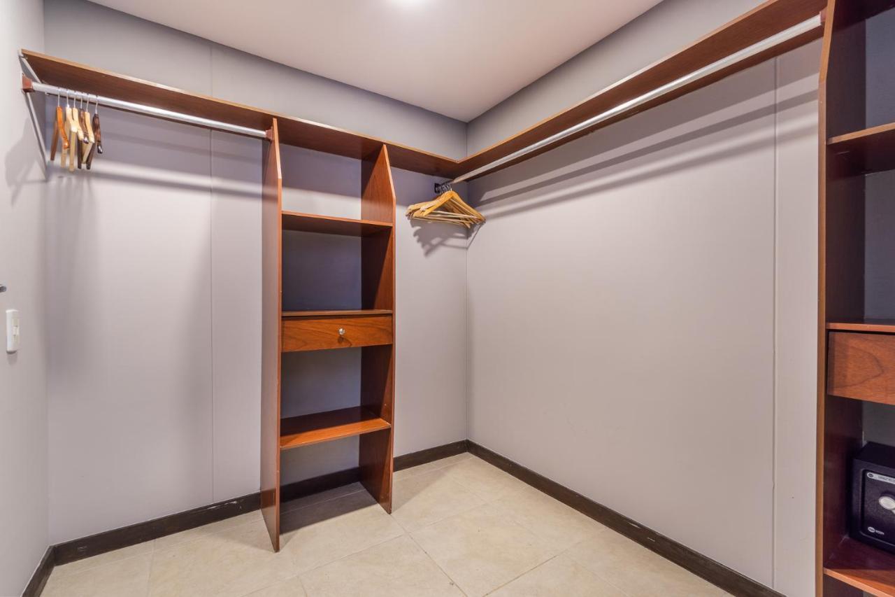 Apartamentos Poblado Alejandria By Housy Host เมเดยิน ภายนอก รูปภาพ