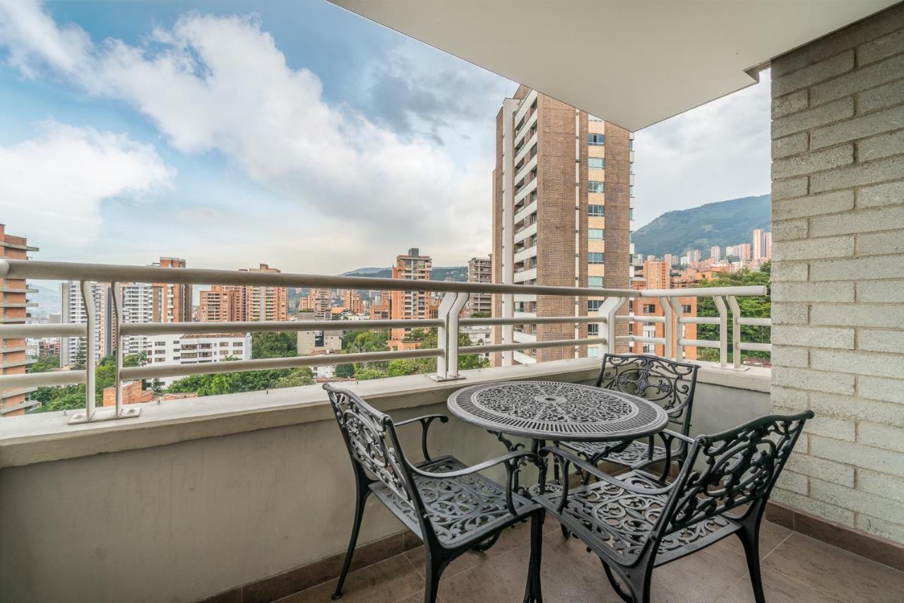 Apartamentos Poblado Alejandria By Housy Host เมเดยิน ภายนอก รูปภาพ