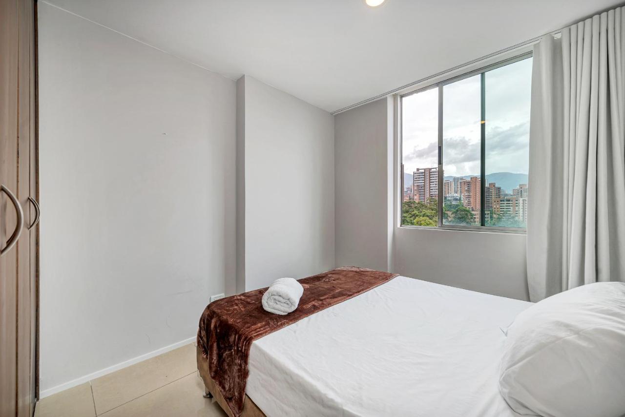 Apartamentos Poblado Alejandria By Housy Host เมเดยิน ภายนอก รูปภาพ
