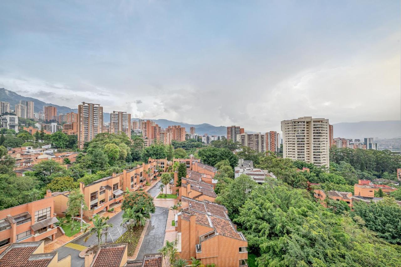 Apartamentos Poblado Alejandria By Housy Host เมเดยิน ภายนอก รูปภาพ