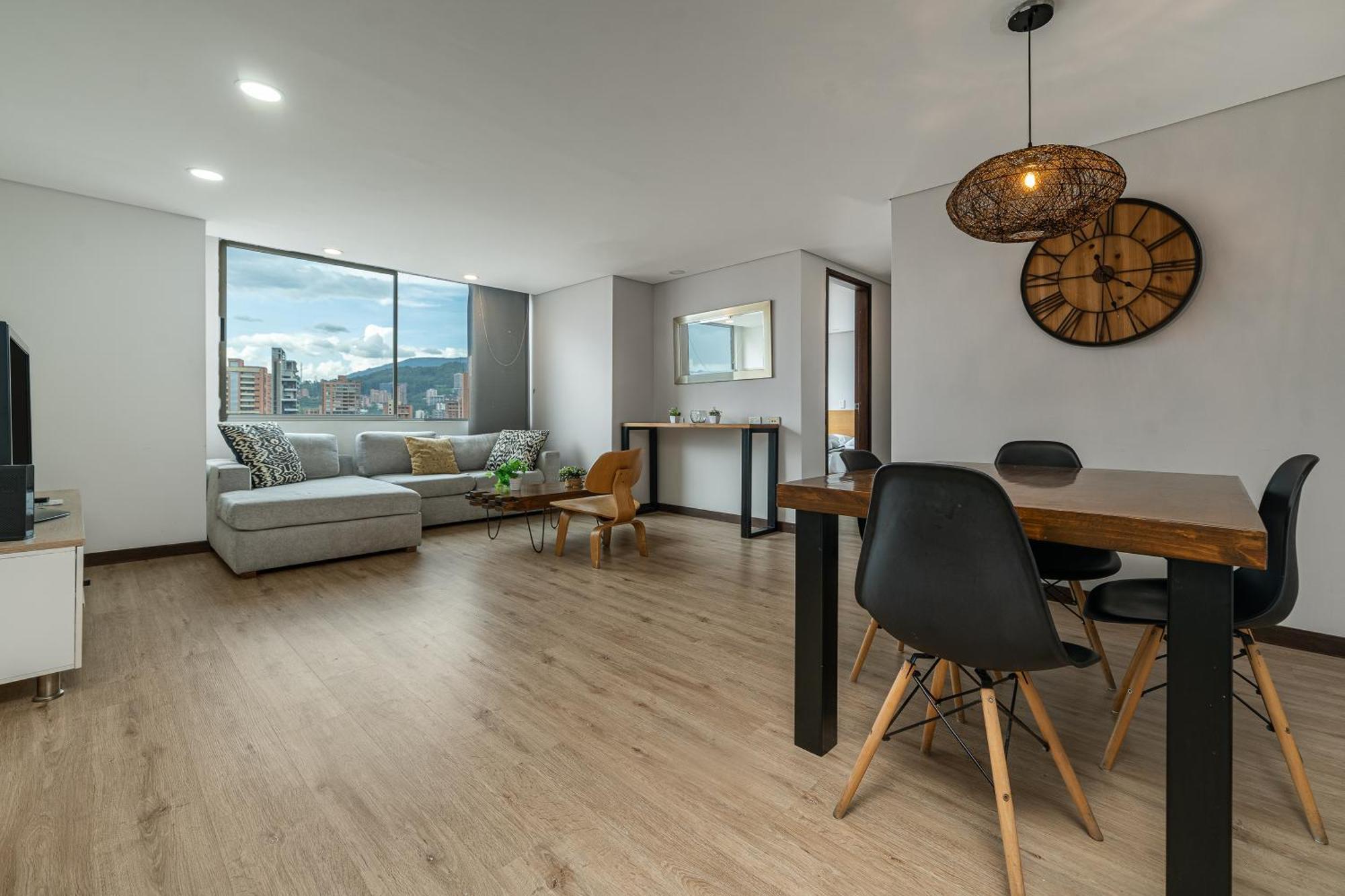 Apartamentos Poblado Alejandria By Housy Host เมเดยิน ภายนอก รูปภาพ