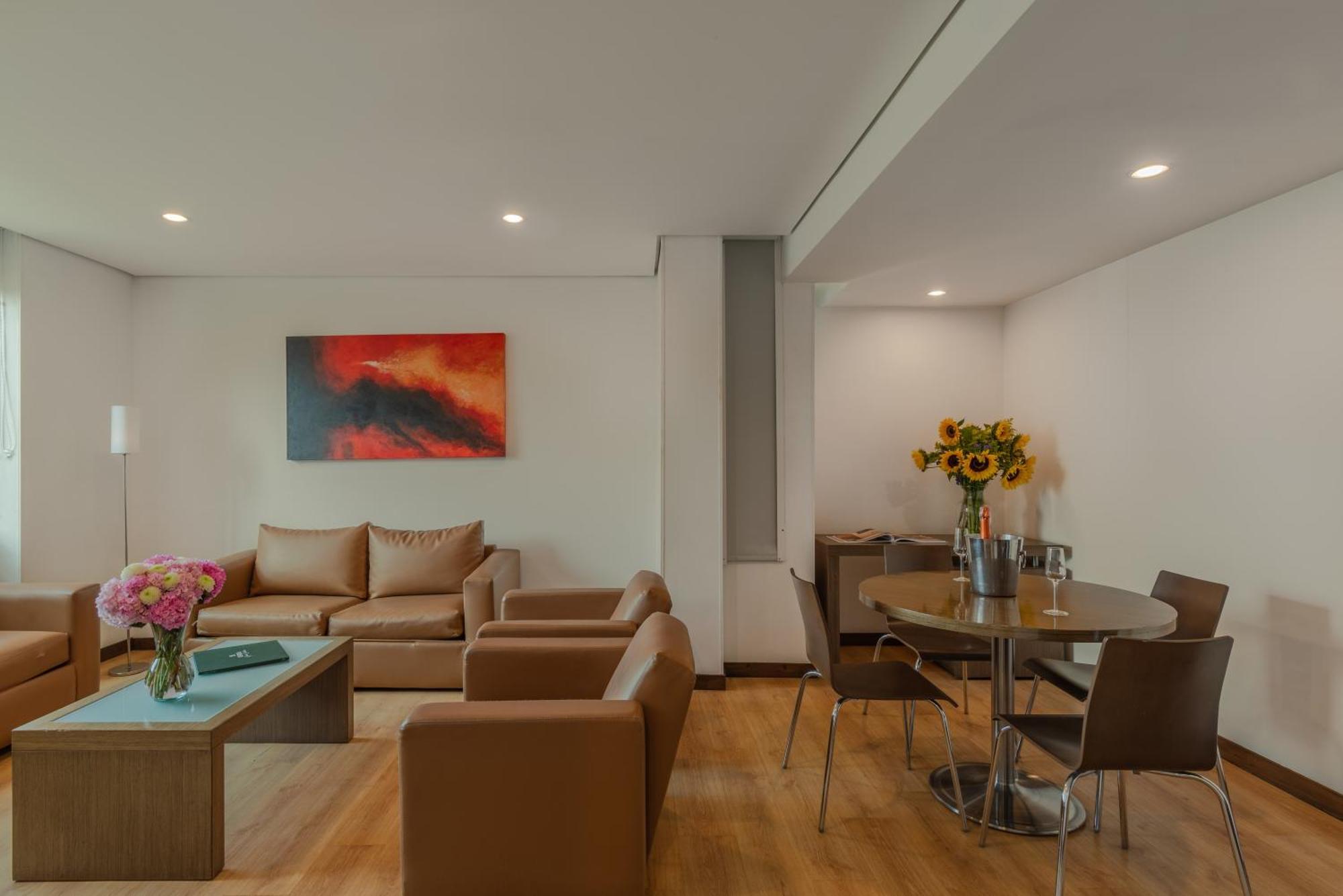Apartamentos Poblado Alejandria By Housy Host เมเดยิน ภายนอก รูปภาพ
