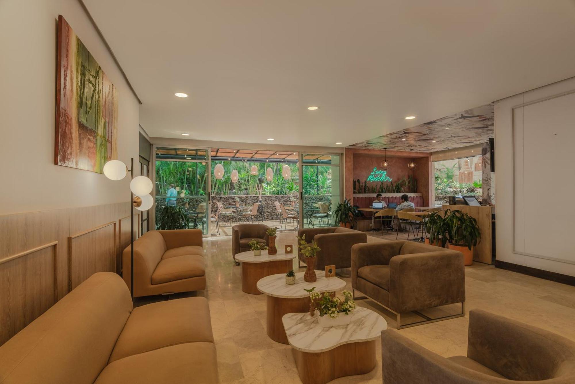Apartamentos Poblado Alejandria By Housy Host เมเดยิน ภายนอก รูปภาพ