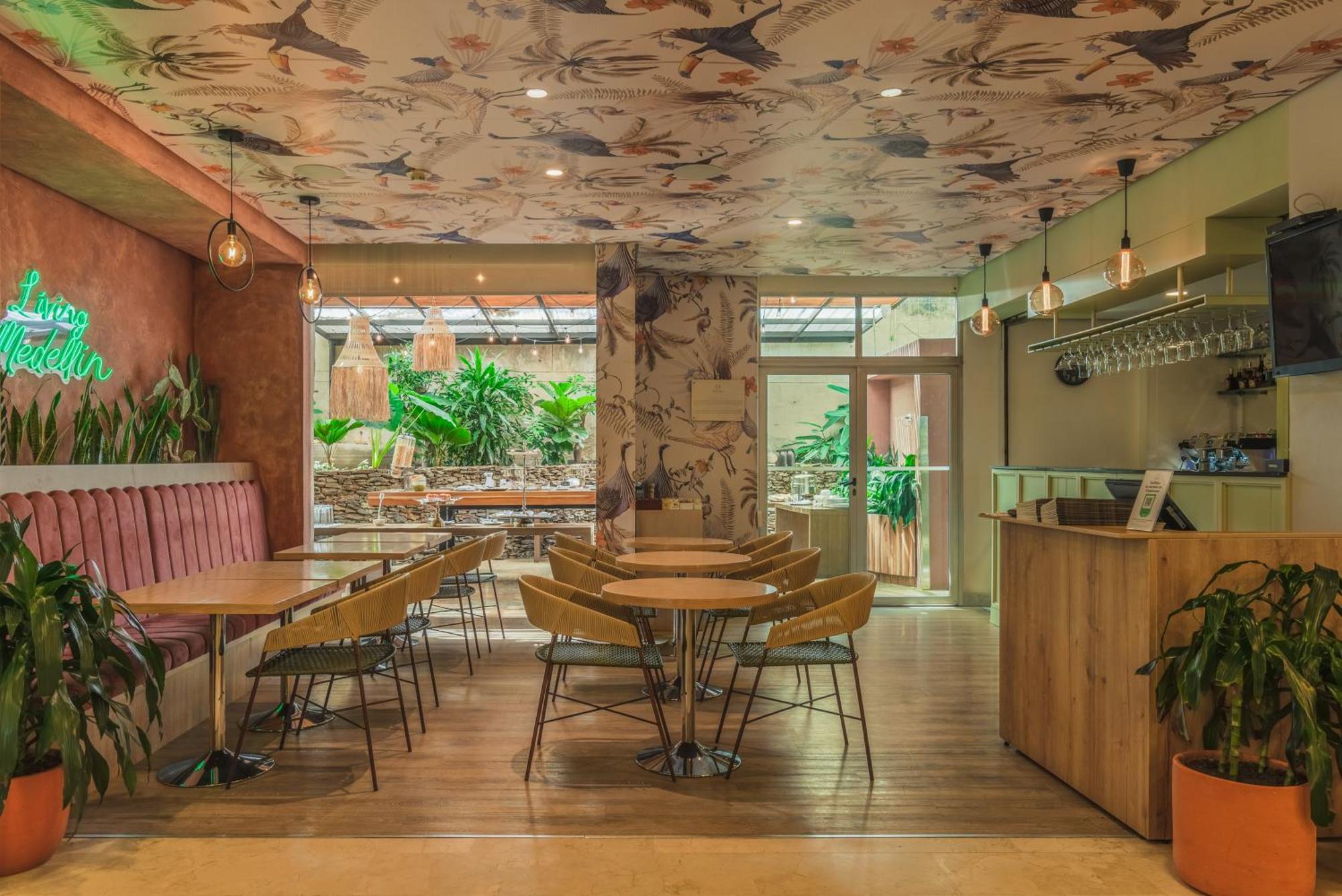 Apartamentos Poblado Alejandria By Housy Host เมเดยิน ภายนอก รูปภาพ