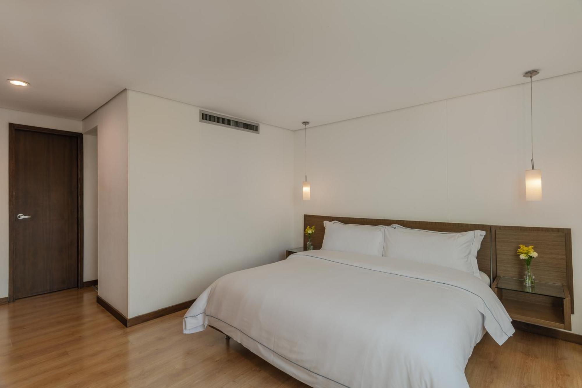 Apartamentos Poblado Alejandria By Housy Host เมเดยิน ภายนอก รูปภาพ