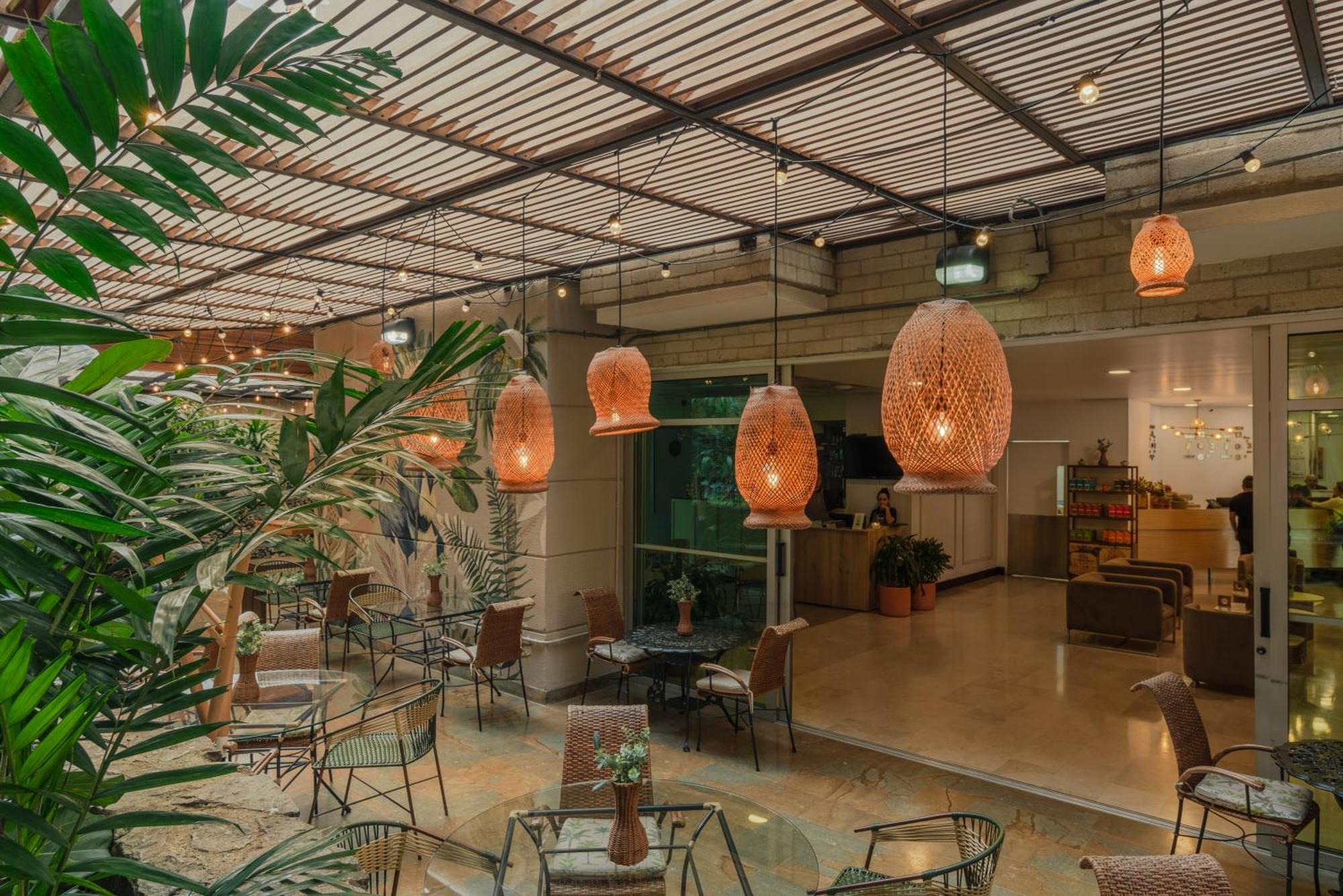 Apartamentos Poblado Alejandria By Housy Host เมเดยิน ภายนอก รูปภาพ